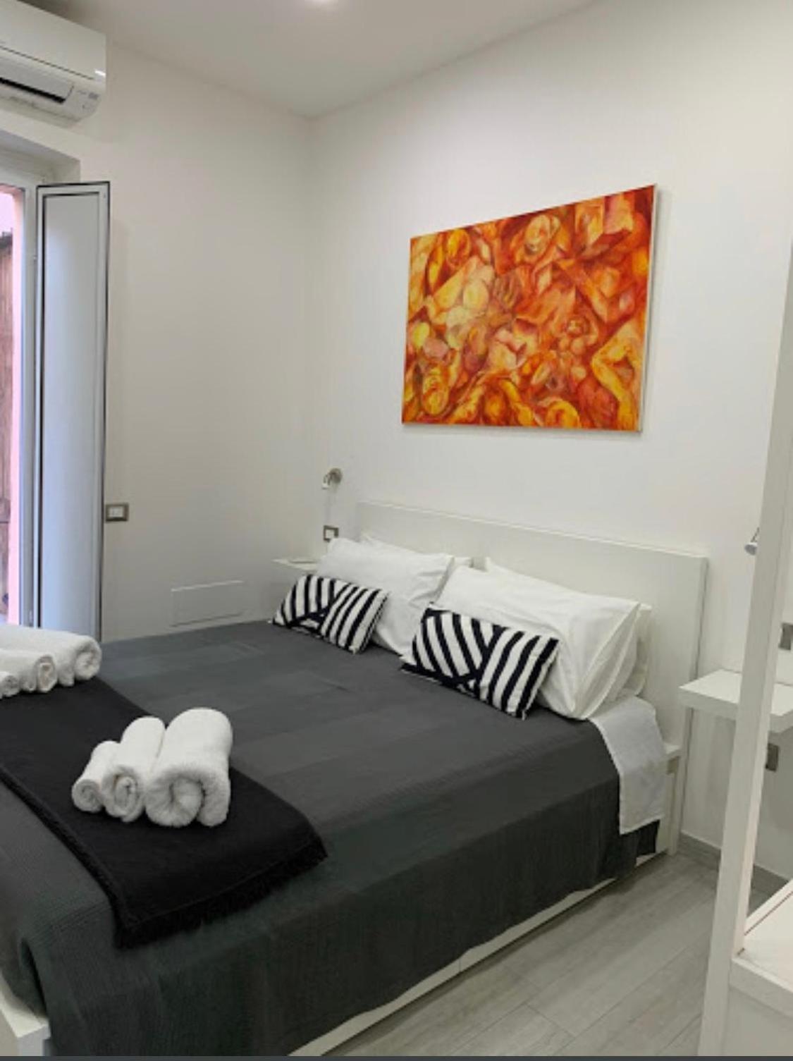 Angel Room Nel Corso กาญารี ภายนอก รูปภาพ