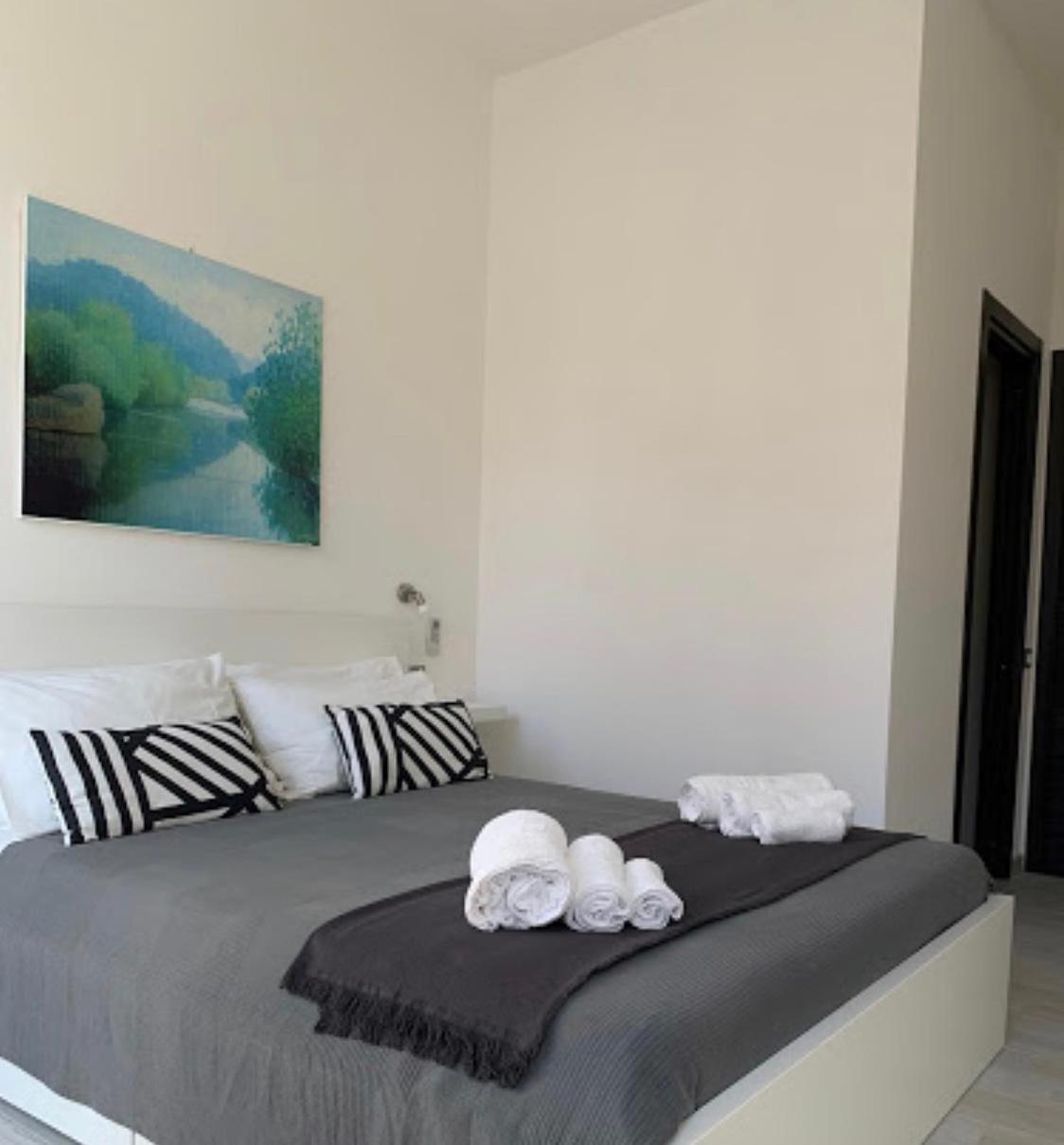Angel Room Nel Corso กาญารี ภายนอก รูปภาพ